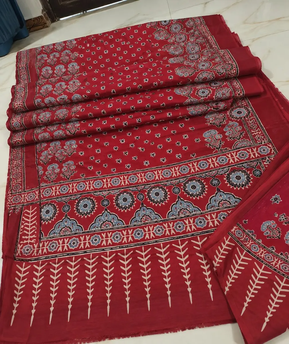 Ajrakh Cotton Saree Red Indigo Floral Print  -image 2 of 4