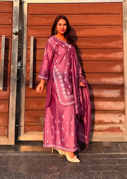 Chikankari Cotton Kurta Palazzo Set Multicolor  -pink / M,L,XL,XXL -image 2 of 5