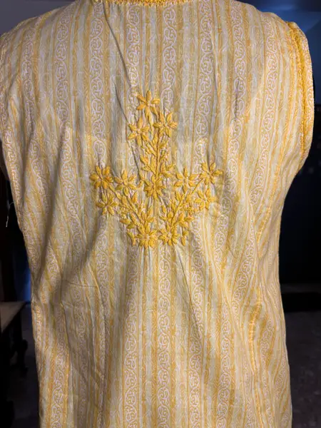 Lucknowi Chikankari Cotton Short Kurti Pink Yellow — yellow / m — image 4 of 4
