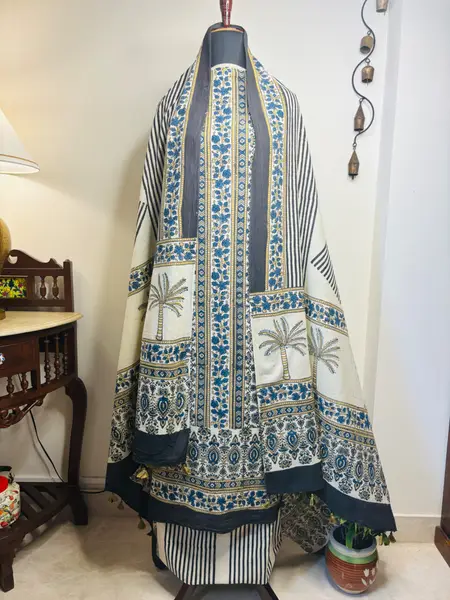 Ajrakh Blockprint Cotton Suit Printed (Unstitched) — image 5 of 5